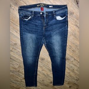 FINAL PRICE-Juniors jeans
